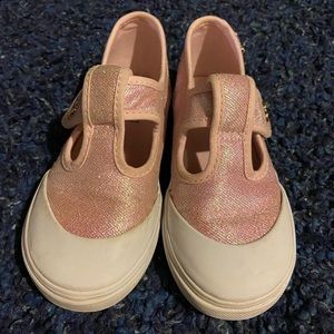 Little girls pink vans